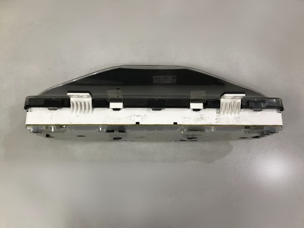 Đồng hồ taplo bãi Ford Laser 1.8 số sàn MT