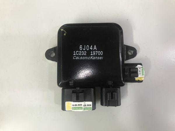 Trở quạt két nước Ford Escape 2.3 2002-2005