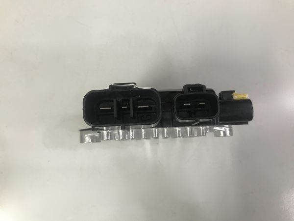 Trở quạt két nước Ford Escape 2.3 2002-2005