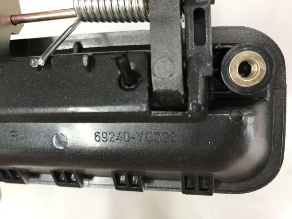 Tay mở ngoài sau trái Toyota Camry 1997-2001