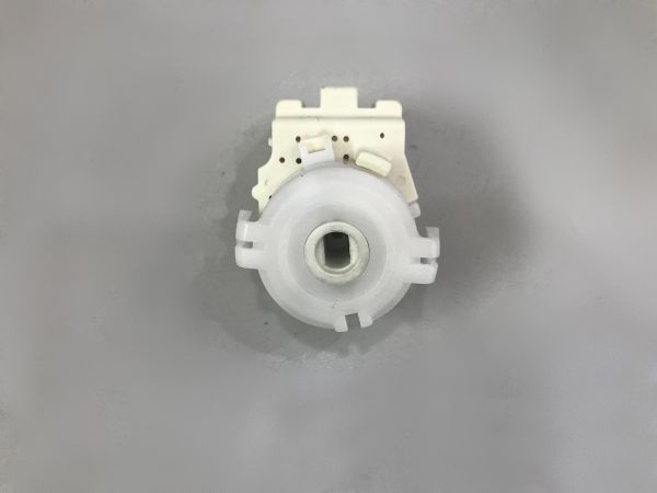 Tiếp điểm đề Toyota Land Cruiser 