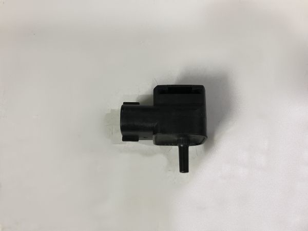 Cảm biến lâng ga điều hoà bãi Toyota Corona 1991-1996