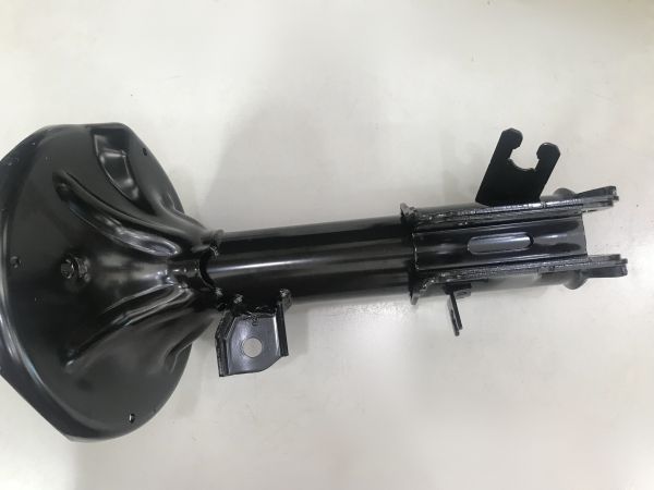 Giảm xóc trước phải Hyundai Santafe Gold 2002-2005