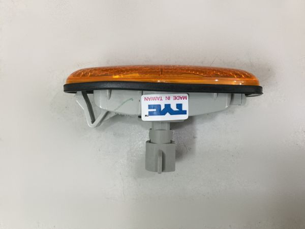 Đèn xi nhan tai xe Ford Ranger 2002-2005