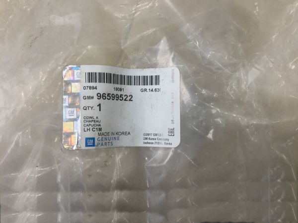 Ốp chân kính chắn gió trái Chevrolet Spark 2009-2011