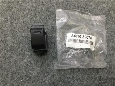 Công tắc lên kính đơn Toyota Zace 1990 - 2000