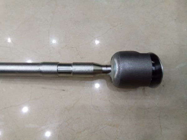  Rô tuyn lái trong Chevrolet Colorado