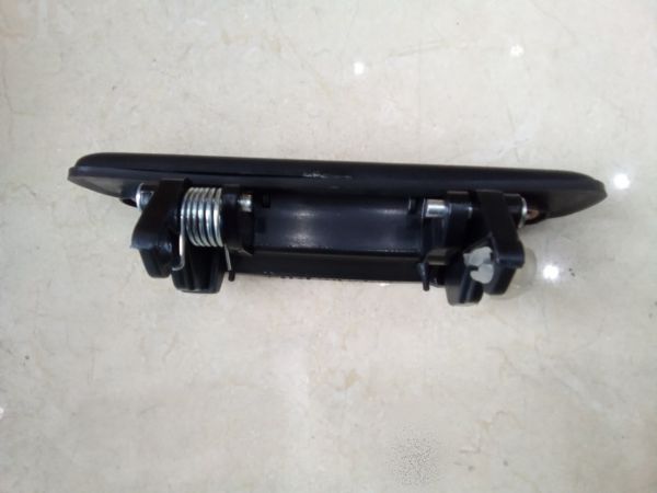 Tay mở ngoài phải (màu đen) Toyota Starlet,1984-1989