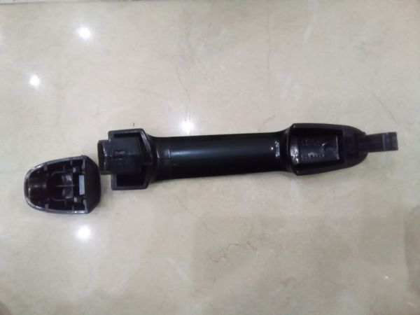 Tay mở ngoài trước phải (sơn đen), phần dài và ngắn Toyota RAV4,2000-2012