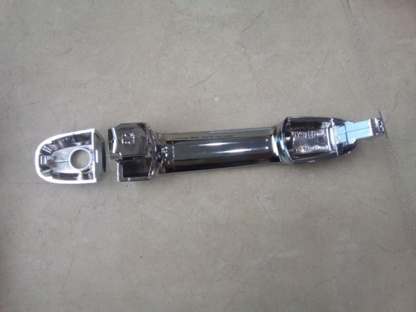 Tay mở ngoài trước trái ( mạ crom), có cả phần dài và ngắn Toyota Ipsum,2001-2009
