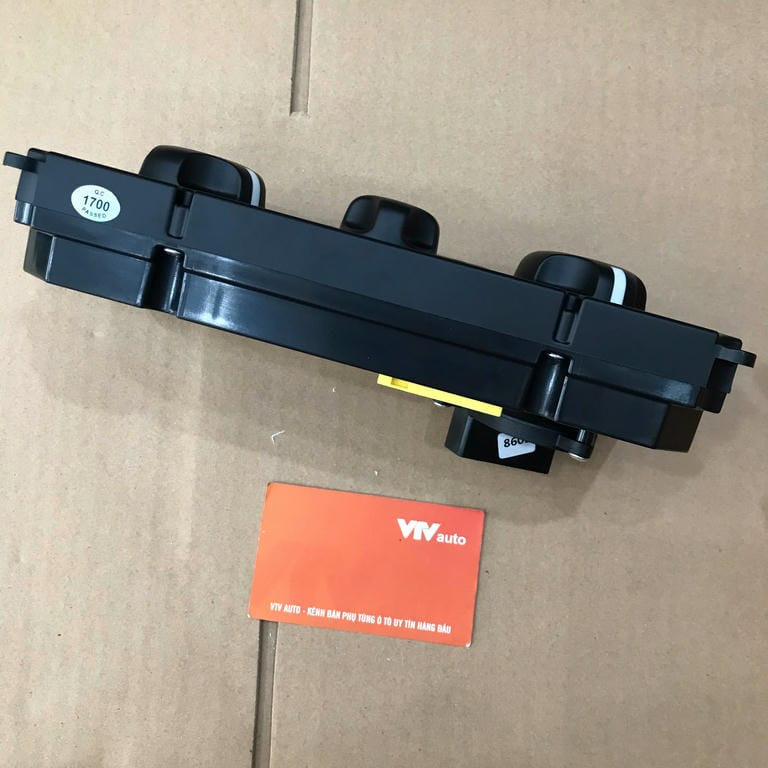 Cụm Công Tắc Điều Hòa Navara 07-14, Oem: 27510-EB700