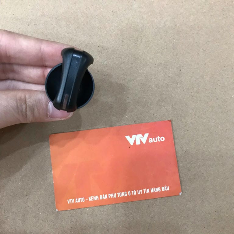 Núm Chỉnh Gió Điều Hòa, Giữa Hilux 16-23, Oem: 559170K021