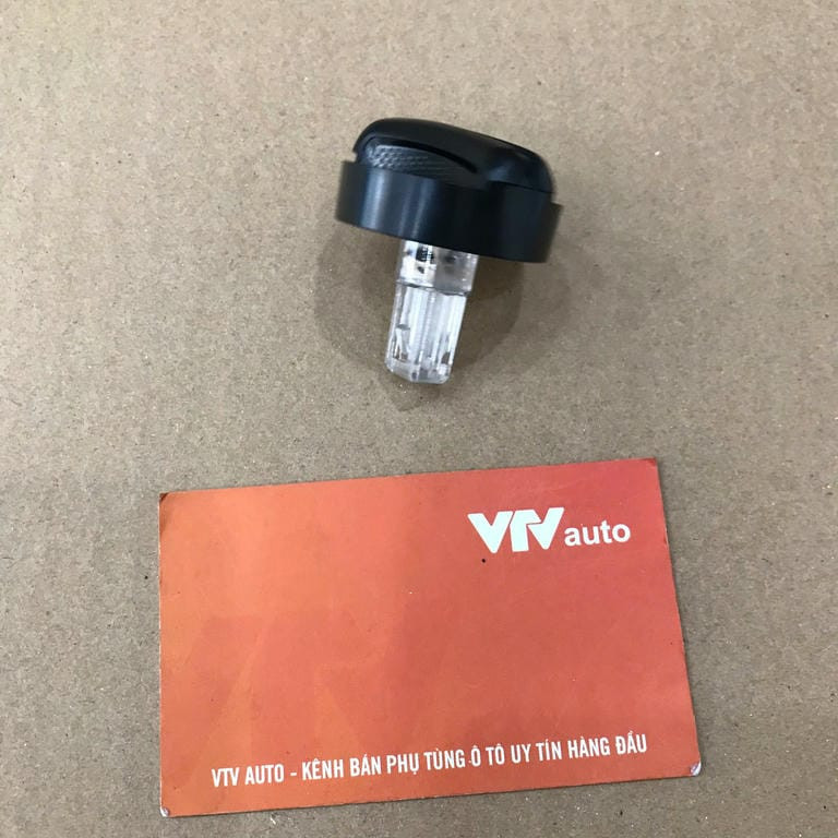 Núm Chỉnh Gió Điều Hòa, Cạnh 2 Bên Hilux 16-23, Oem: 55905-0K230