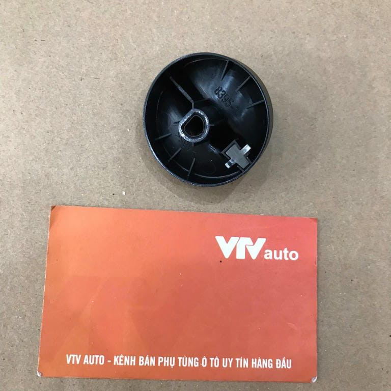 Núm Chỉnh Gió Điều Hòa, Giữa Mazda 6 Đời 03-08, Oem: GV3A-61-195