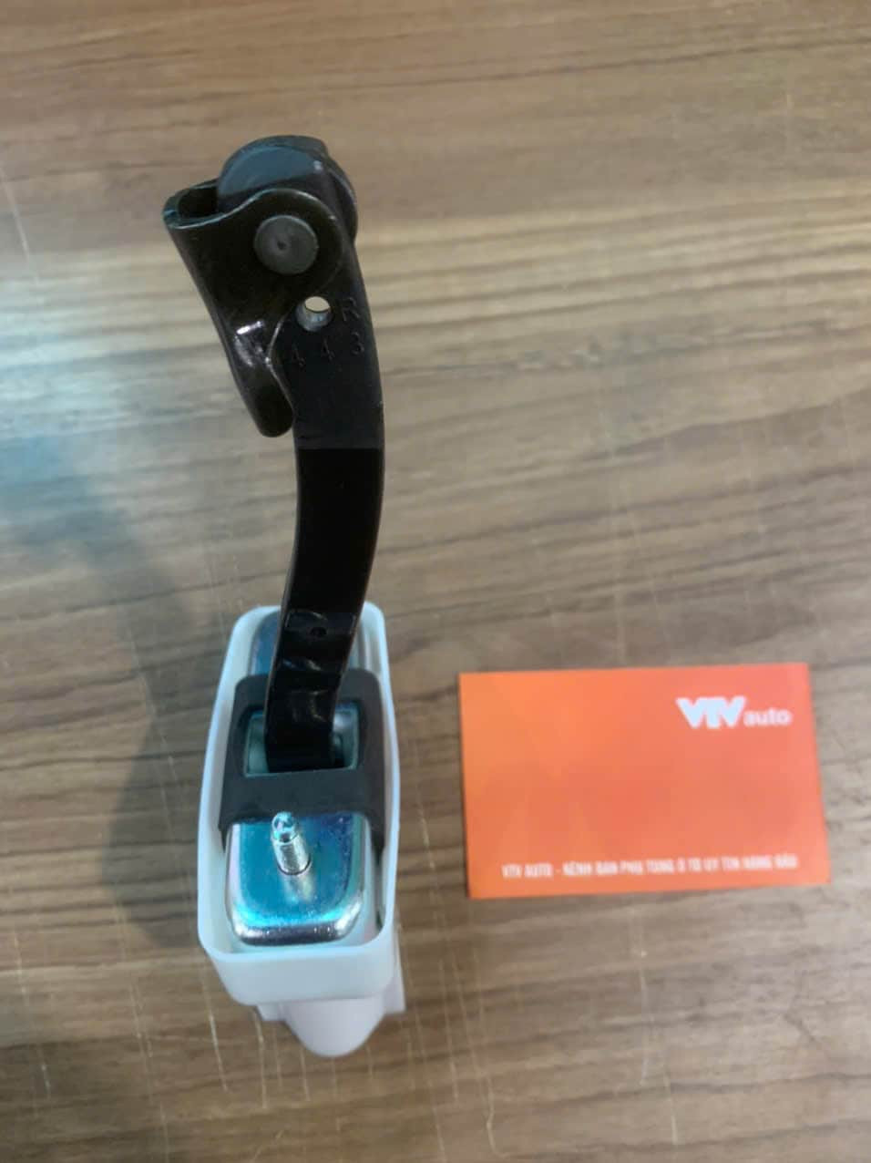 Hãm Cửa , Hạn Chế Cửa Trước Is250 09-15, Highlander 15-19, Gs300, 350, 430, 450 05-09, Ls600, 460, 250 06-13, Es350 06-12, Land Cruiser 09-18 I 68610-0E070