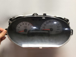 Đồng hồ trên bảng táp lô bãi Toyota Vios 2003-2007