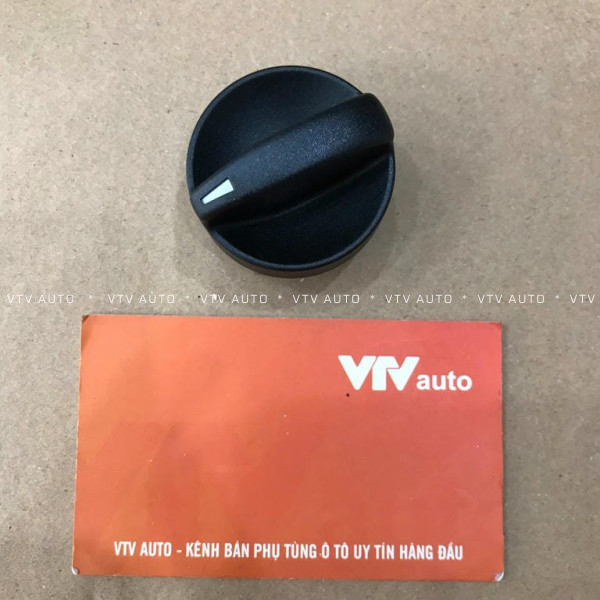 Núm Chỉnh Gió Điều Hòa, Giữa Mazda 6 Đời 03-08, Oem: GV3A-61-195