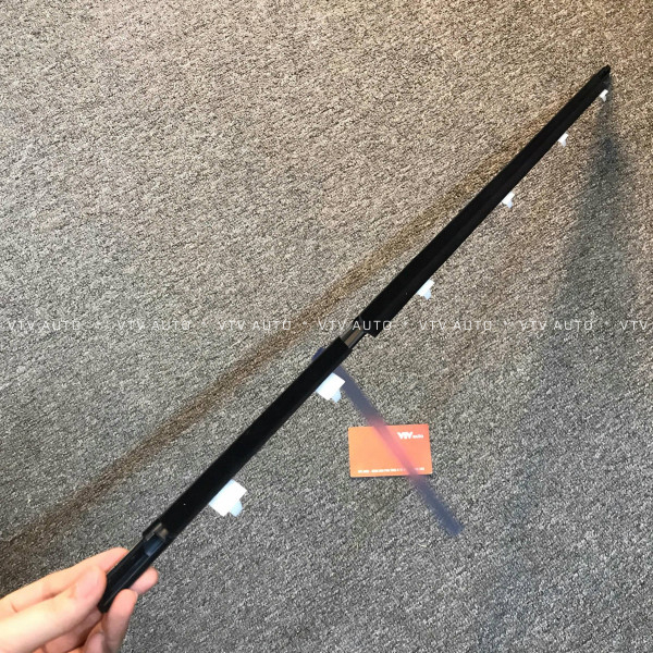 Nẹp chân kính ngoài sau trái (TWT) Toyota  Land Cruiser 1992-1997