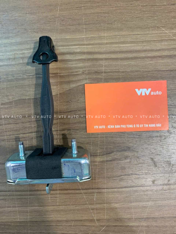 Hãm Cửa Sau (055 R,1 Nấc) (Toyota Nhật) Toyota Camry 12-18 I 68630-06102