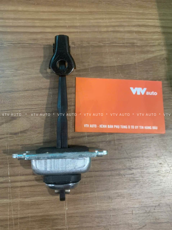 Hãm Cửa Sau L/R Daewoo Magnus I 96635999