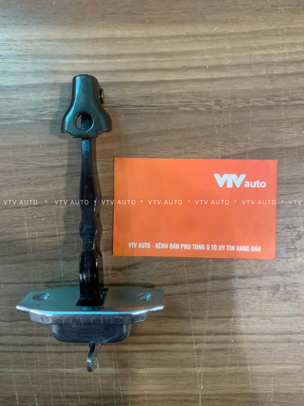 Hãm Cửa Trước ( 391F, 2 Nấc) (Toyota Nhật) L/R ( Chế Được Cho Sau Zace) Altis 14-23 Vios 14-22, Yaris 13-22, Altis 14-23, ( Chế Được Cho Sau Zace) I 68610-0D120