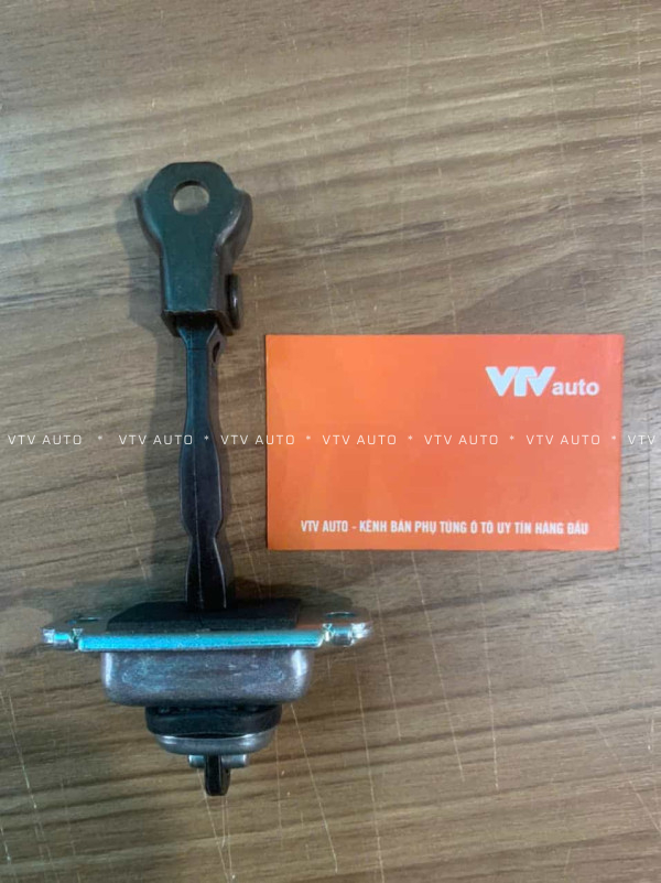 Hãm Cửa Trước Daewoo Magnus I 96326817Gm