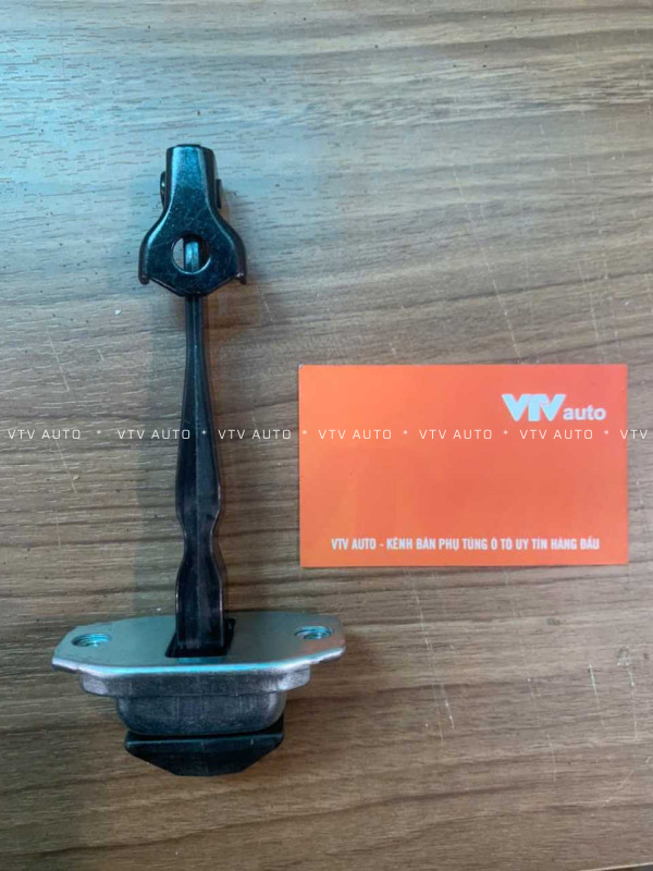 Hãm Cửa Trước L/R Nissan Sunny N17, 2012-2019 I 80430-3AW1A-B210