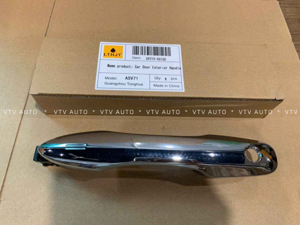 Tay Mở Ngoài Trước Trái, Mạ Có Giắc Điện Camry 2018-2025