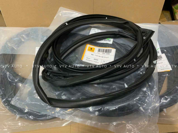 Gioăng Xốp Trên Cánh Cửa Trước Phải Camry  07-11