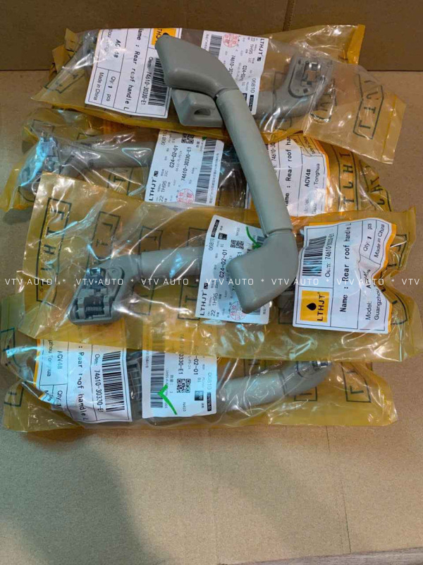 Tay Vịn Trần Sau Trái, Vàng Land Cruiser 09-20