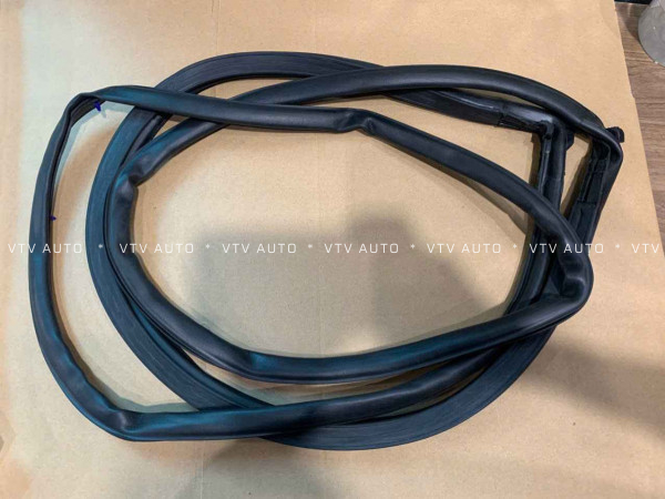 Gioăng Xốp Trên Cánh Cửa Trước Phải Altis 01-07