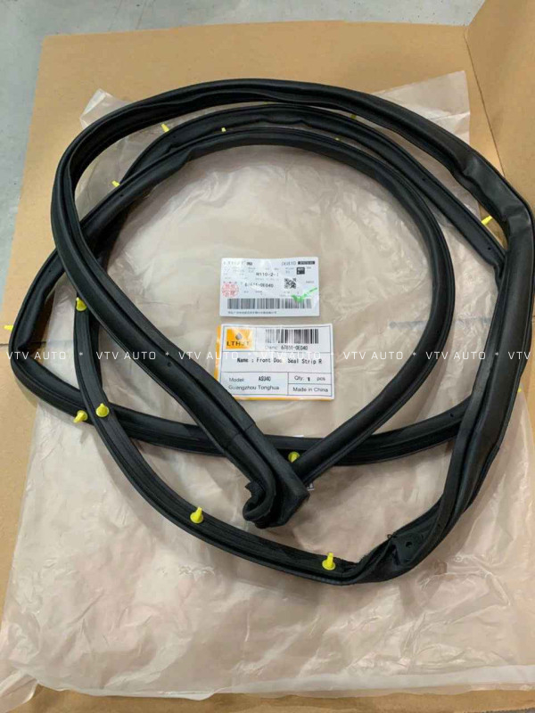 Gioăng Xốp Trên Cánh Cửa Trước Phải Highlander 07-15