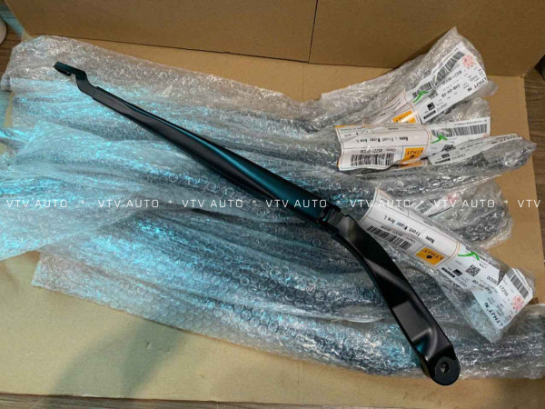 Cần Gạt Mưa Bên Trái, Trước Highlander 07-15