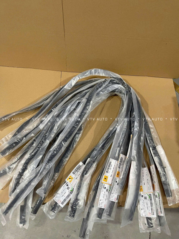 Gioăng Đệm Giữa Nắp Ca Bô Land Cruiser 98-07, Lx470 98-07