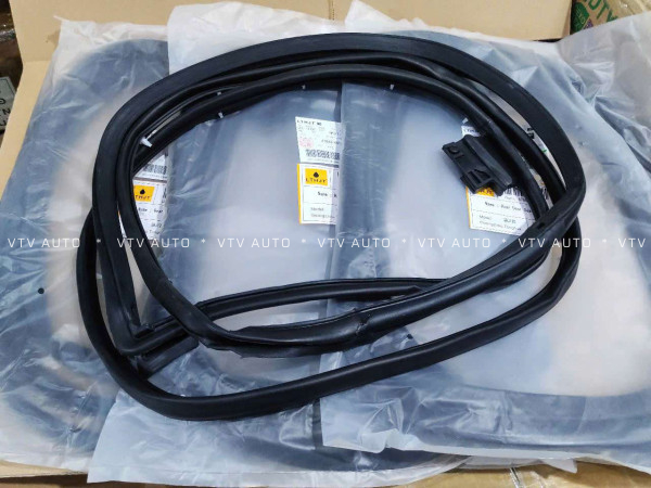 Gioăng Xốp Trên Cánh Cửa Trước Trái Toyota Prado 03-08